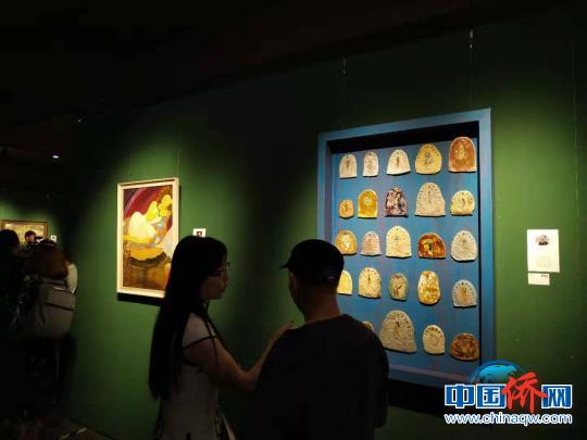 騎樓老街吹來北國與南海的風——北京、海南女畫家作品展海口開幕側記